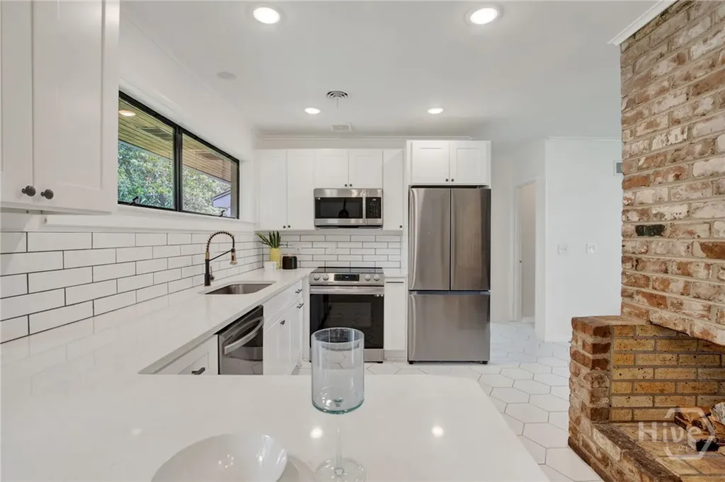 200 Kinzie Avenue Savannah GA 31404
