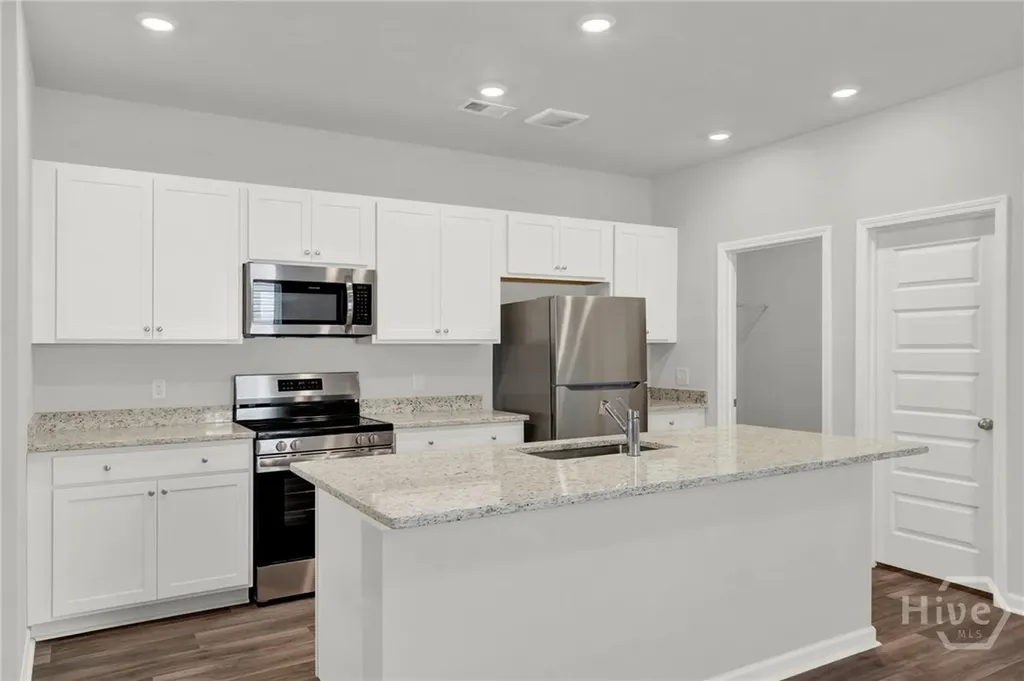 137 Barefoot Drive Savannah GA 31302