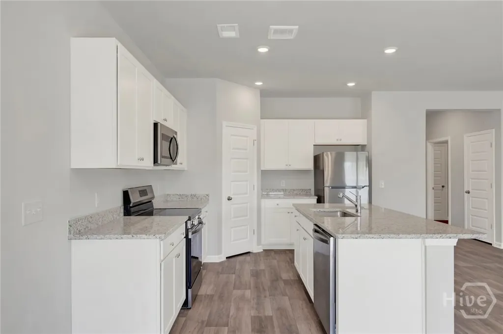 112 Crimson Savannah GA 31302