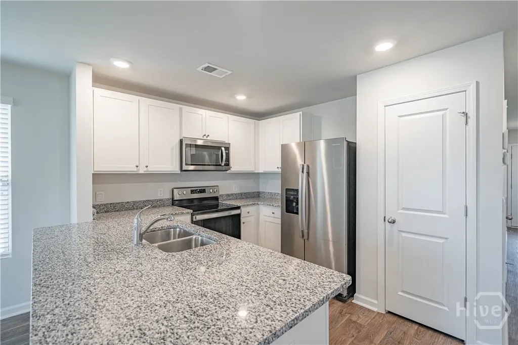 202 Coneflower Road Bloomingdale GA 31302