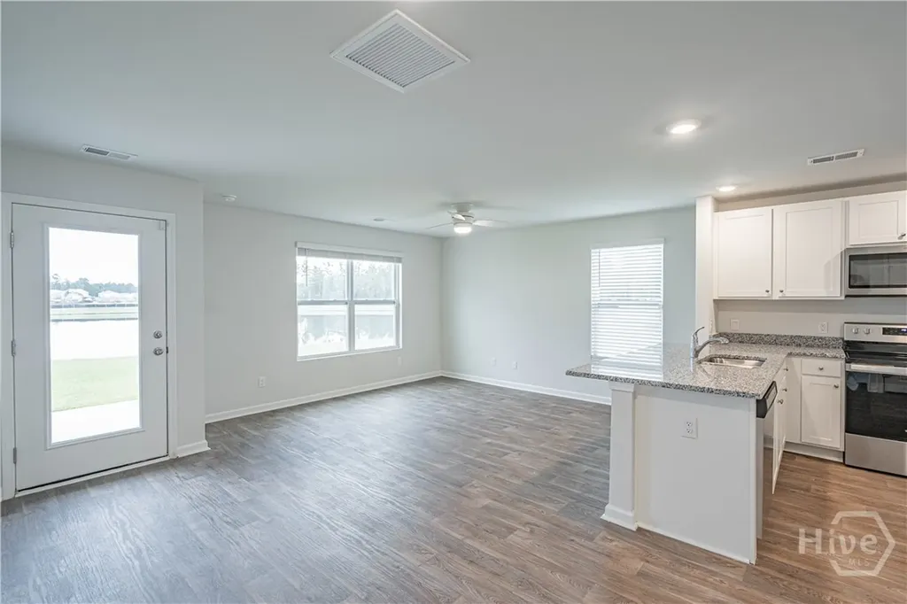 202 Coneflower Road Bloomingdale GA 31302