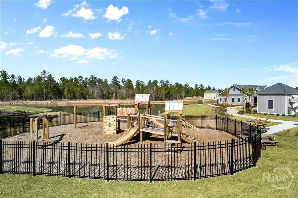 532 Turpentine Trail Bloomingdale GA 31302