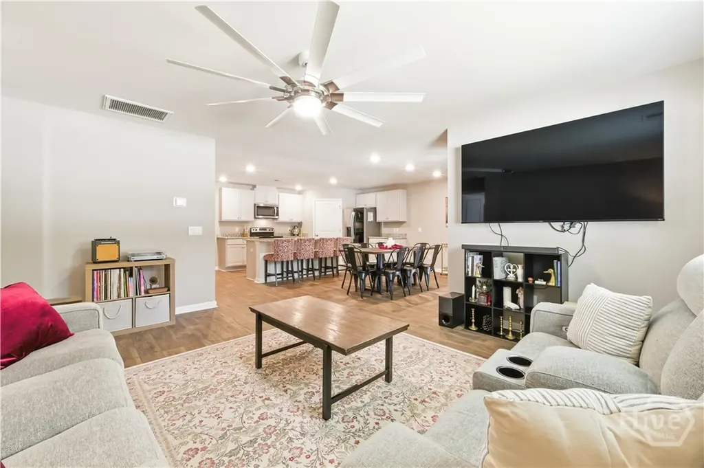 532 Turpentine Trail Bloomingdale GA 31302
