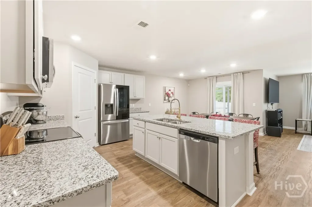 532 Turpentine Trail Bloomingdale GA 31302