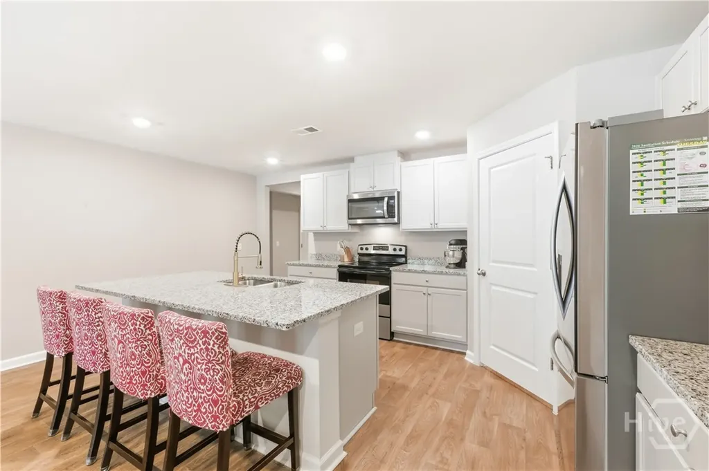 532 Turpentine Trail Bloomingdale GA 31302