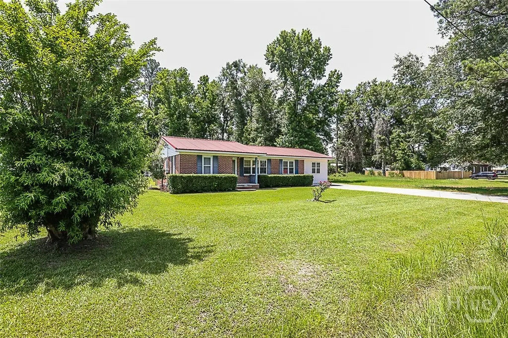 7 Oak Street Bloomingdale GA 31302