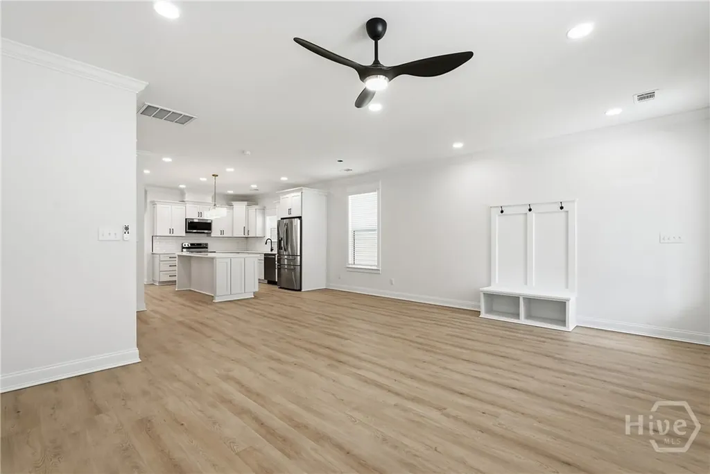 1209 E 34th Street Savannah GA 31404