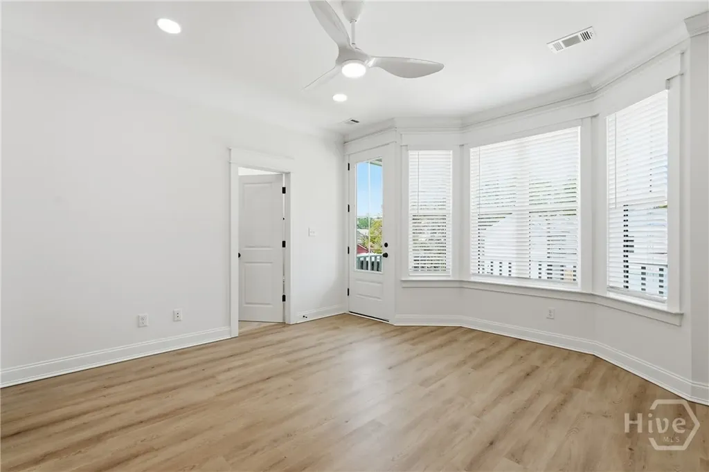 1209 E 34th Street Savannah GA 31404