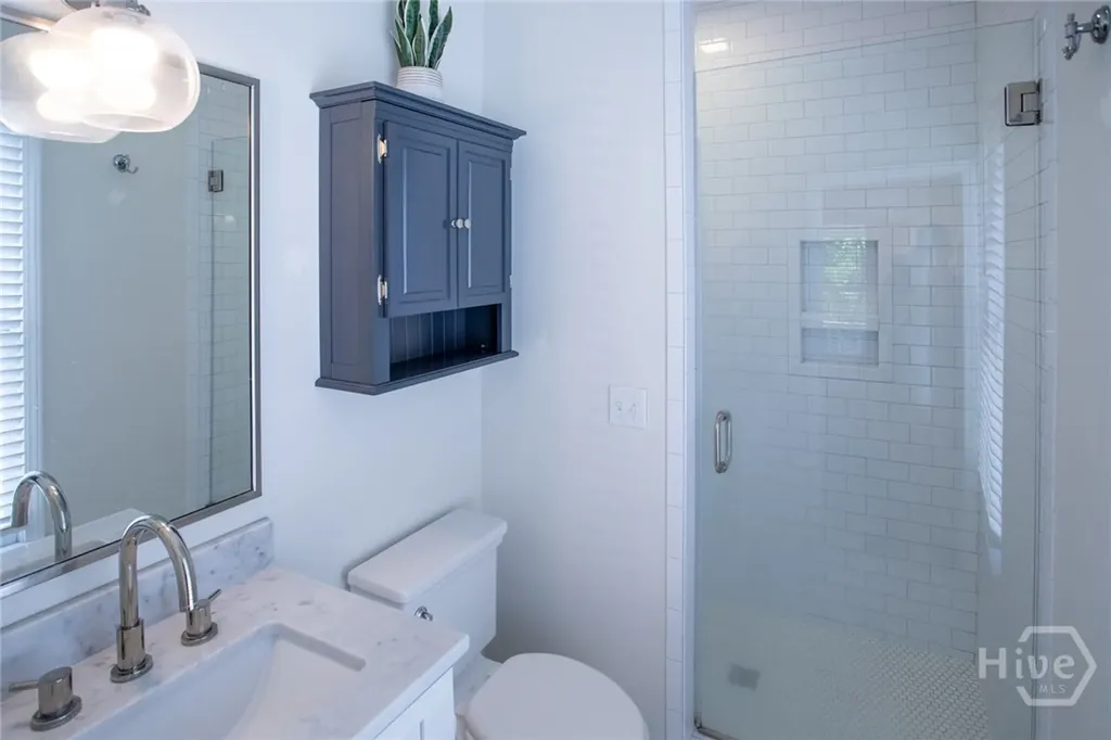 218 E 33rd Street Savannah GA 31401