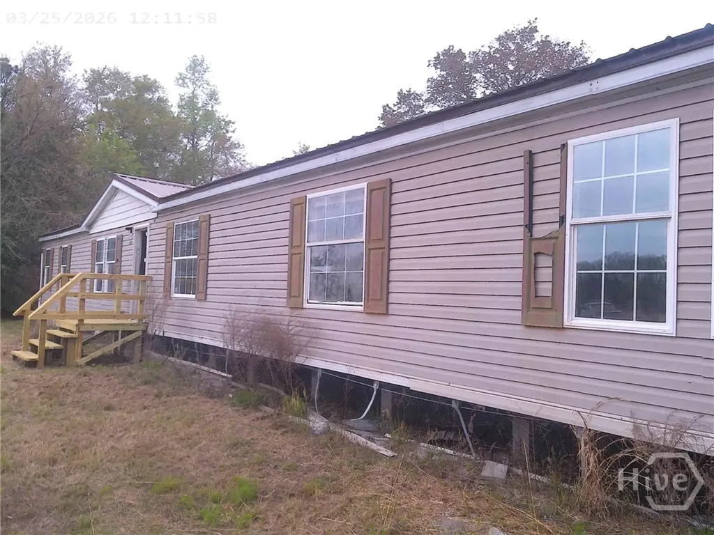 68 Pine Tar Lane NE Ludowici GA 31316