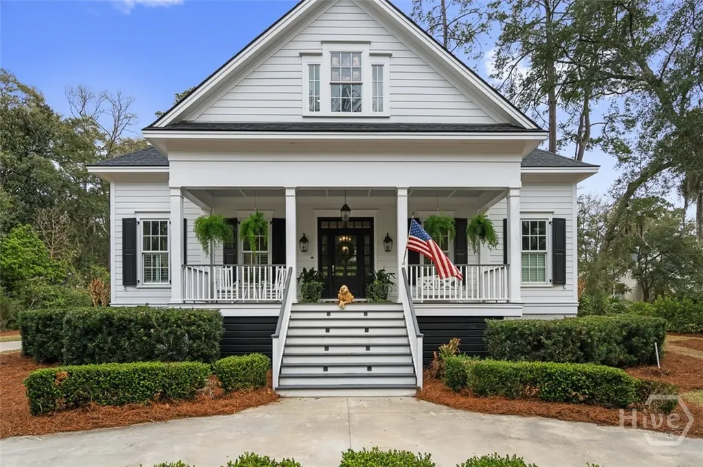 2 Lightenstone Court Savannah GA 31411