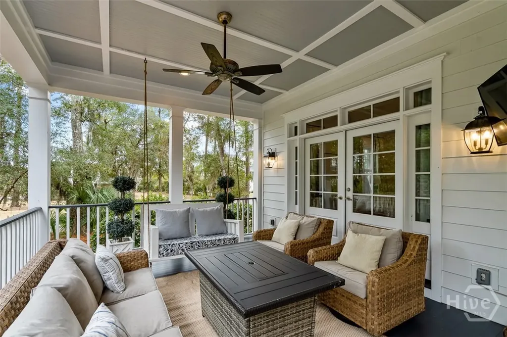 2 Lightenstone Court Savannah GA 31411