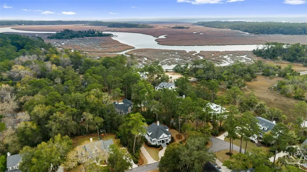 2 Lightenstone Court Savannah GA 31411