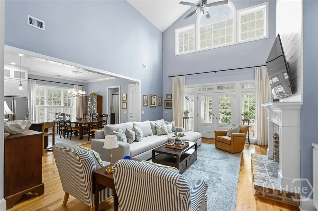 2 Lightenstone Court Savannah GA 31411