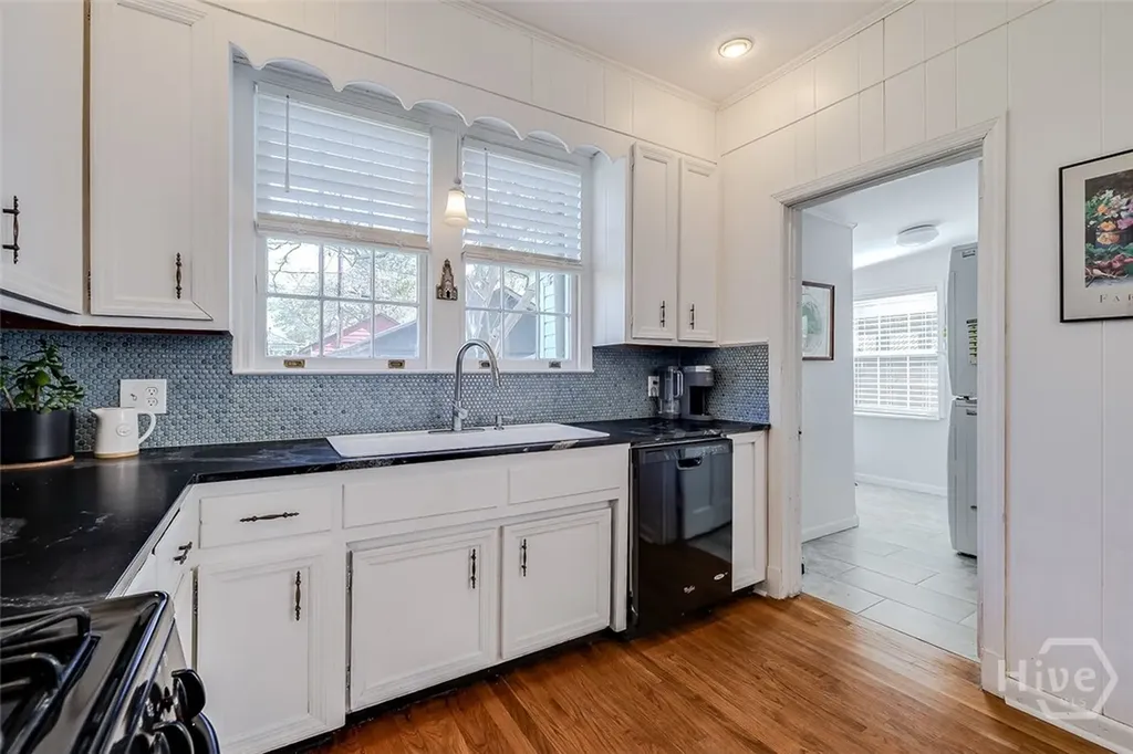 304 E 57th Street Savannah GA 31405