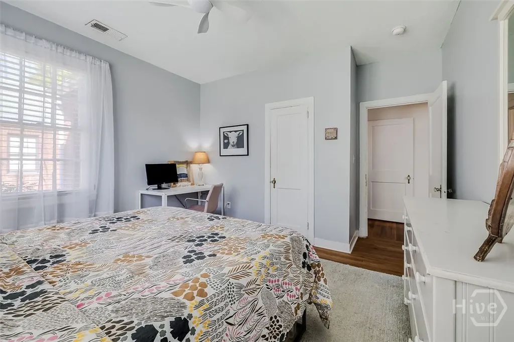 304 E 57th Street Savannah GA 31405