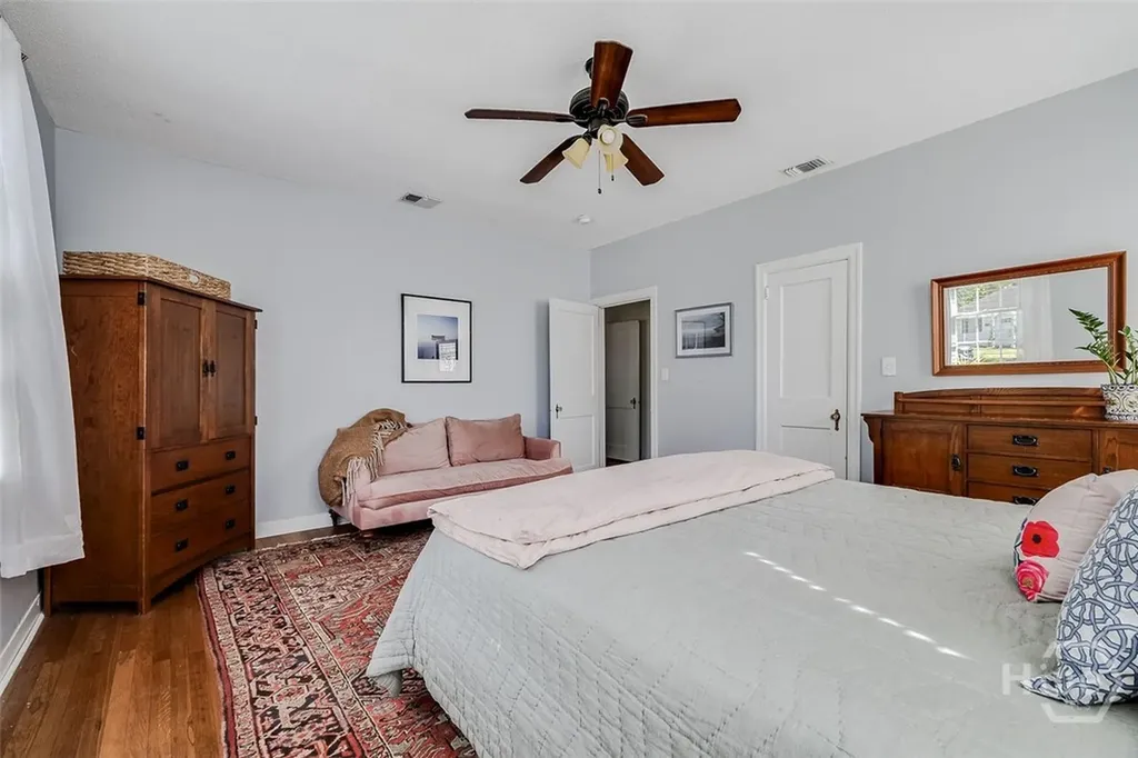 304 E 57th Street Savannah GA 31405