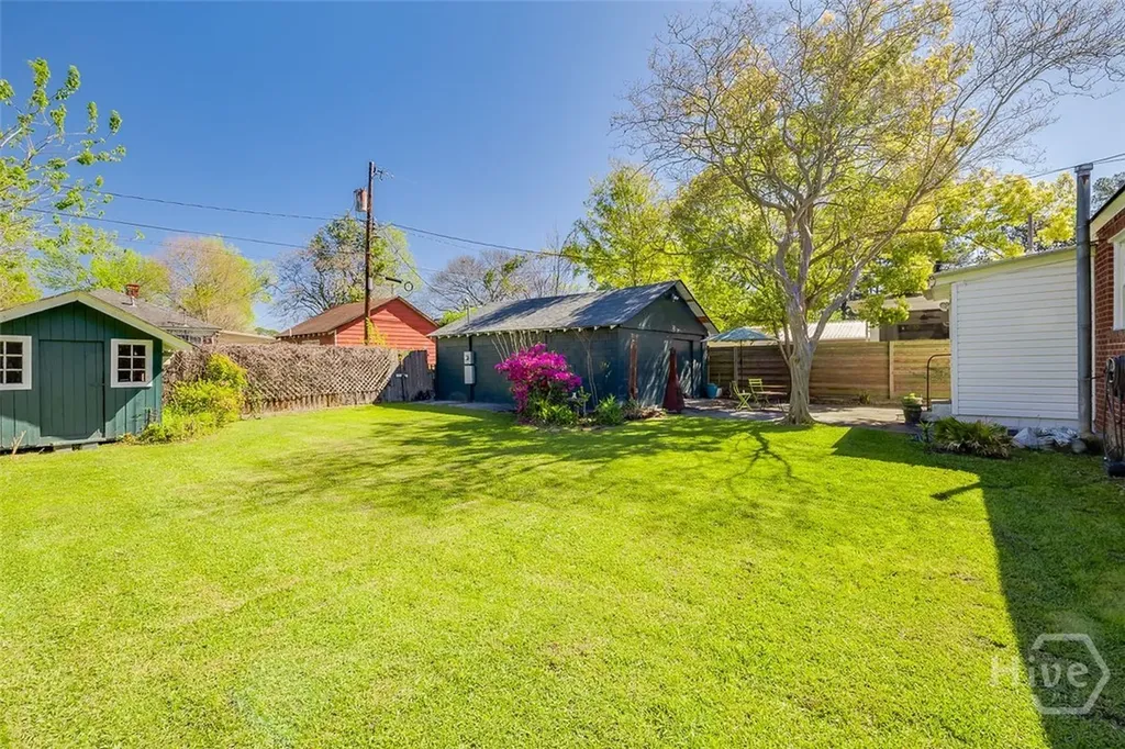304 E 57th Street Savannah GA 31405