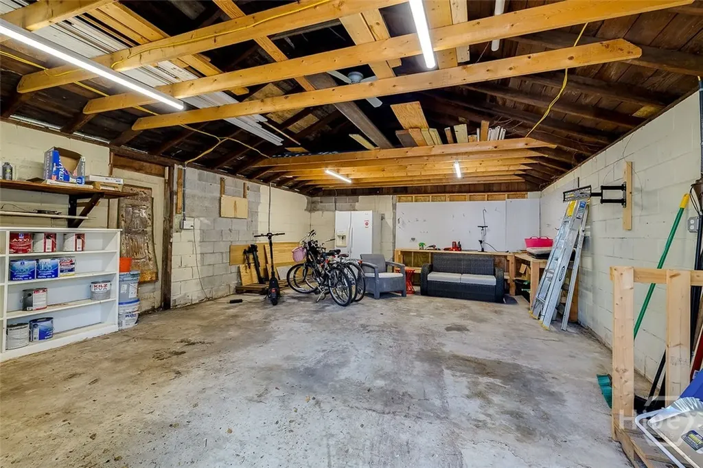 304 E 57th Street Savannah GA 31405