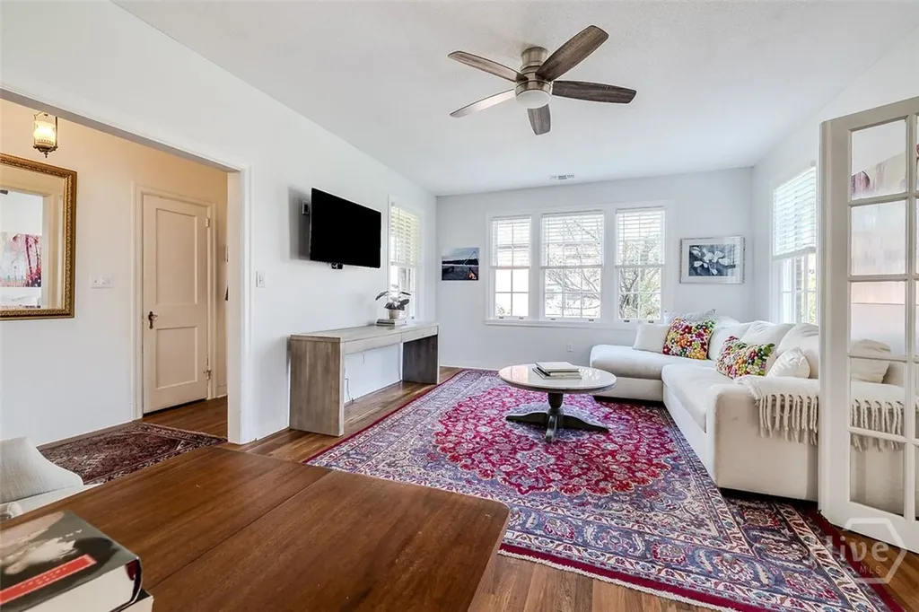 304 E 57th Street Savannah GA 31405