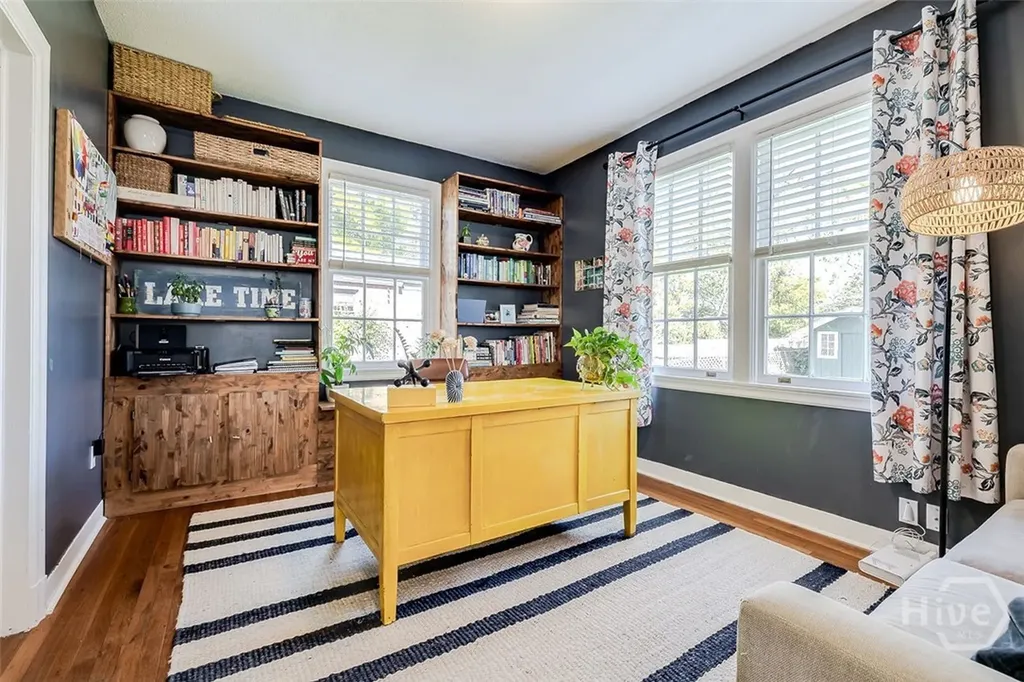 304 E 57th Street Savannah GA 31405