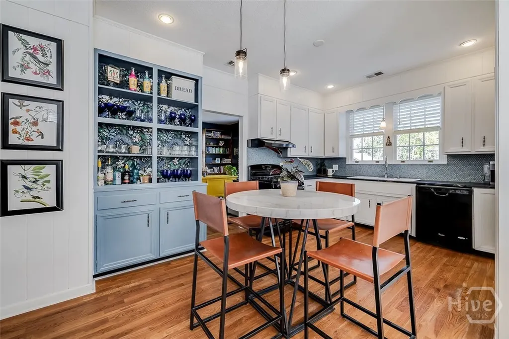 304 E 57th Street Savannah GA 31405