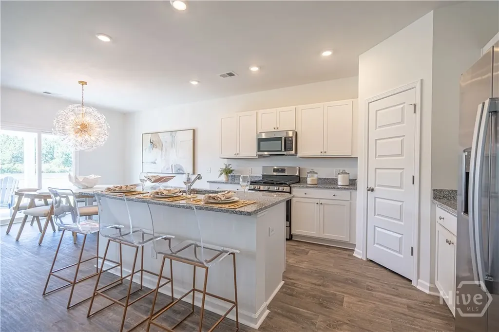 138 Geranium Way Savannah GA 31302
