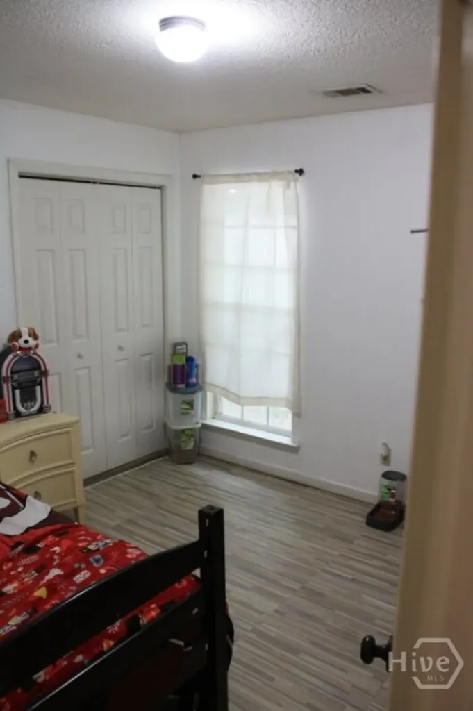 48 W Beaver Lane Midway GA 31320