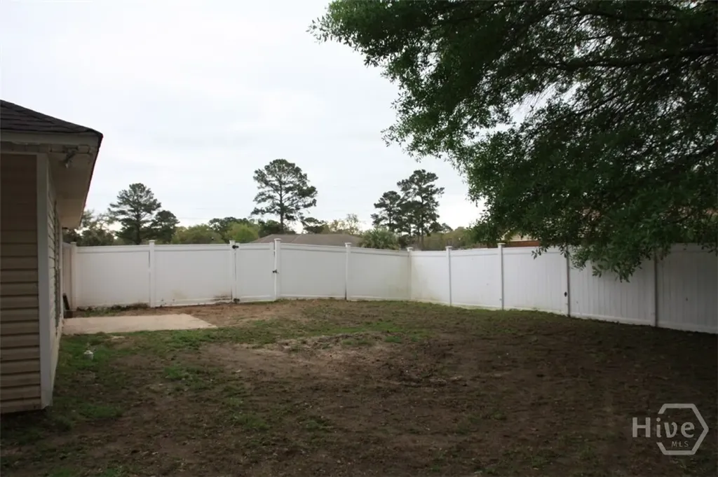 48 W Beaver Lane Midway GA 31320