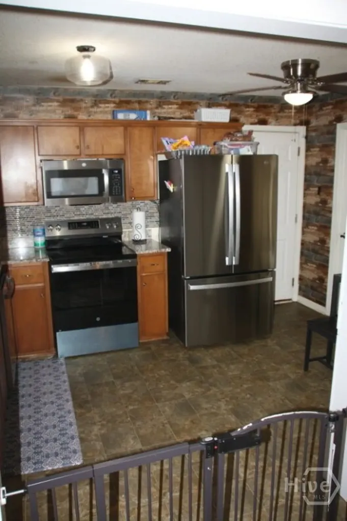 48 W Beaver Lane Midway GA 31320