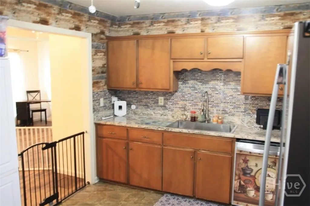 48 W Beaver Lane Midway GA 31320