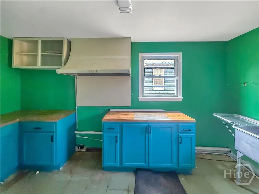 114 W 61st Street Savannah GA 31401