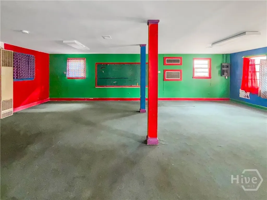 114 W 61st Street Savannah GA 31401