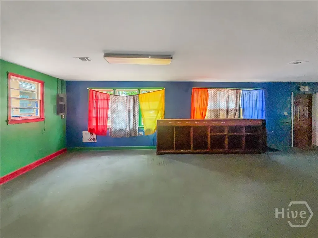 114 W 61st Street Savannah GA 31401