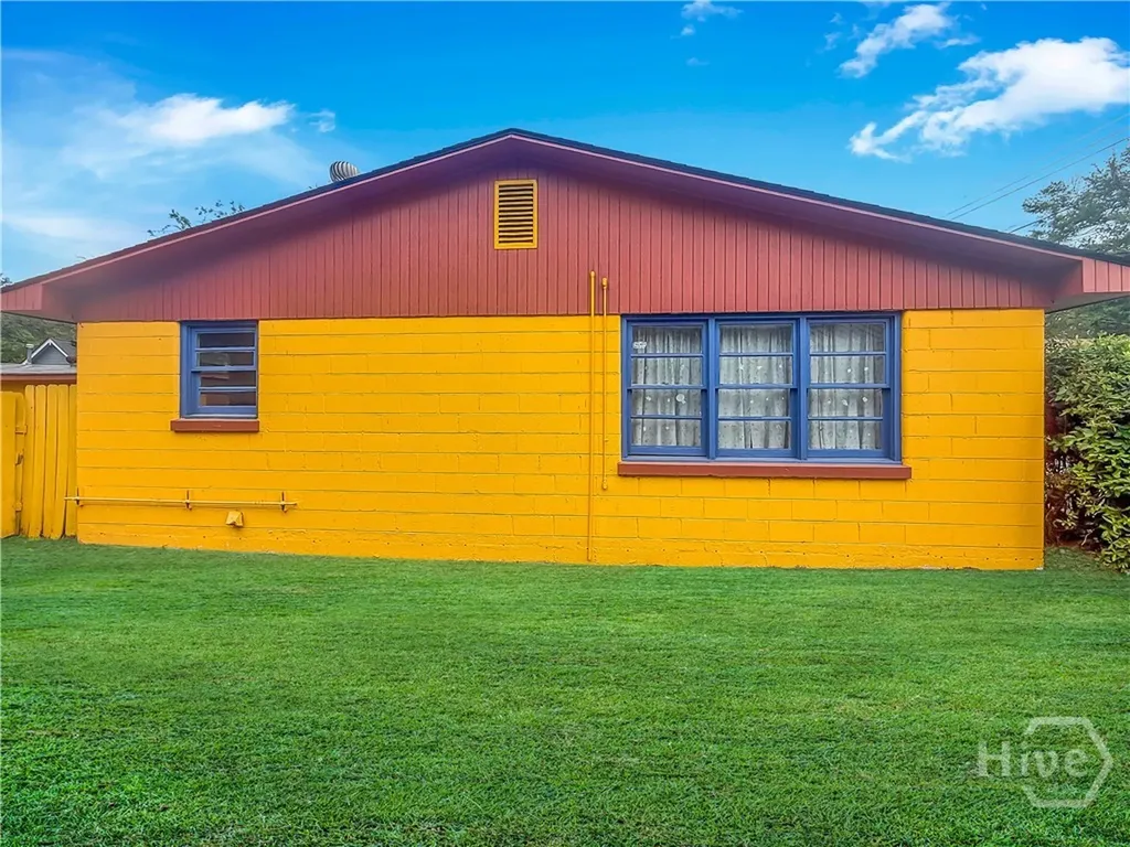 114 W 61st Street Savannah GA 31401
