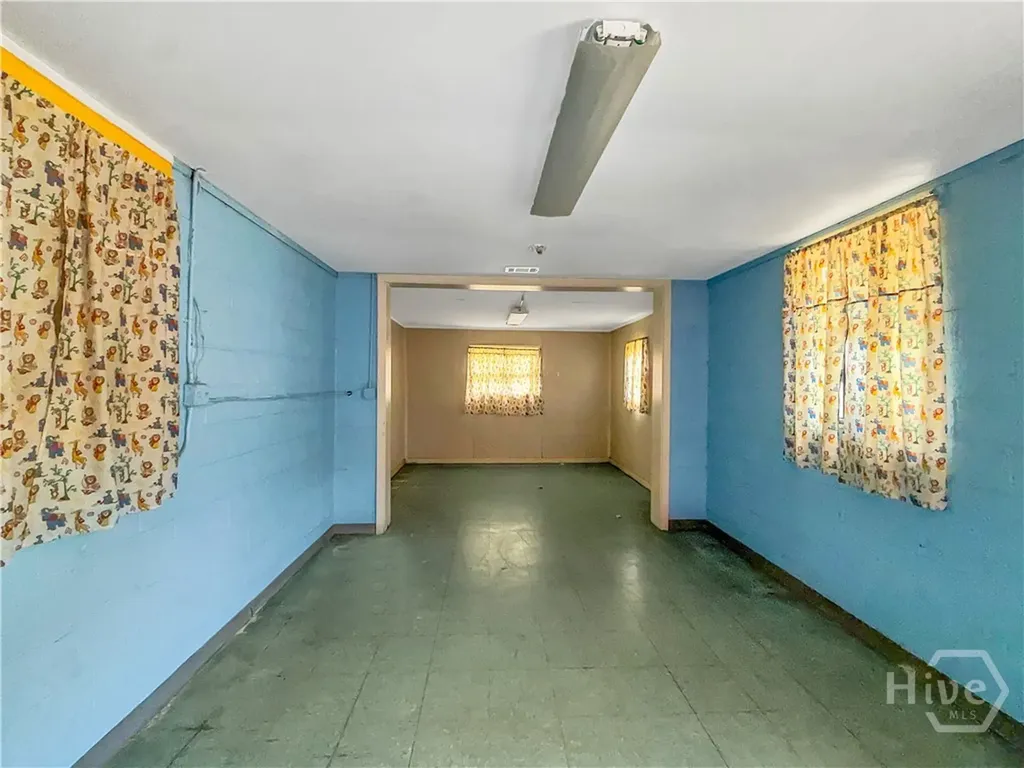 114 W 61st Street Savannah GA 31401