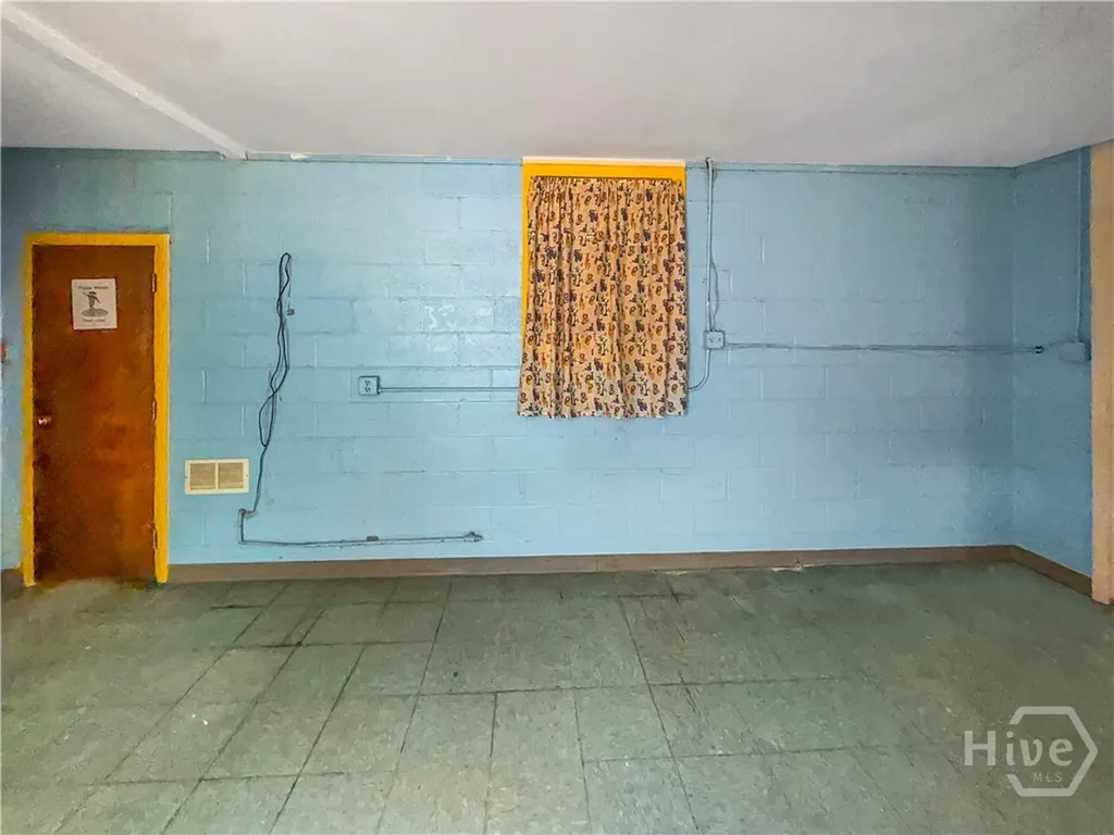 114 W 61st Street Savannah GA 31401