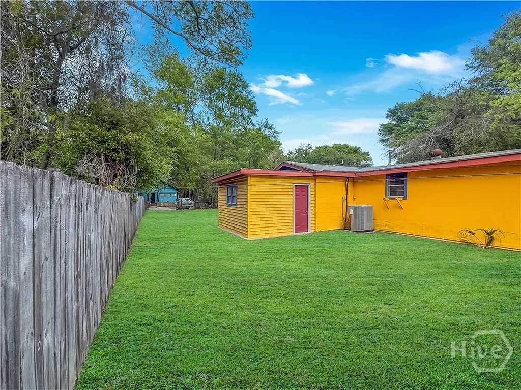 114 W 61st Street Savannah GA 31401