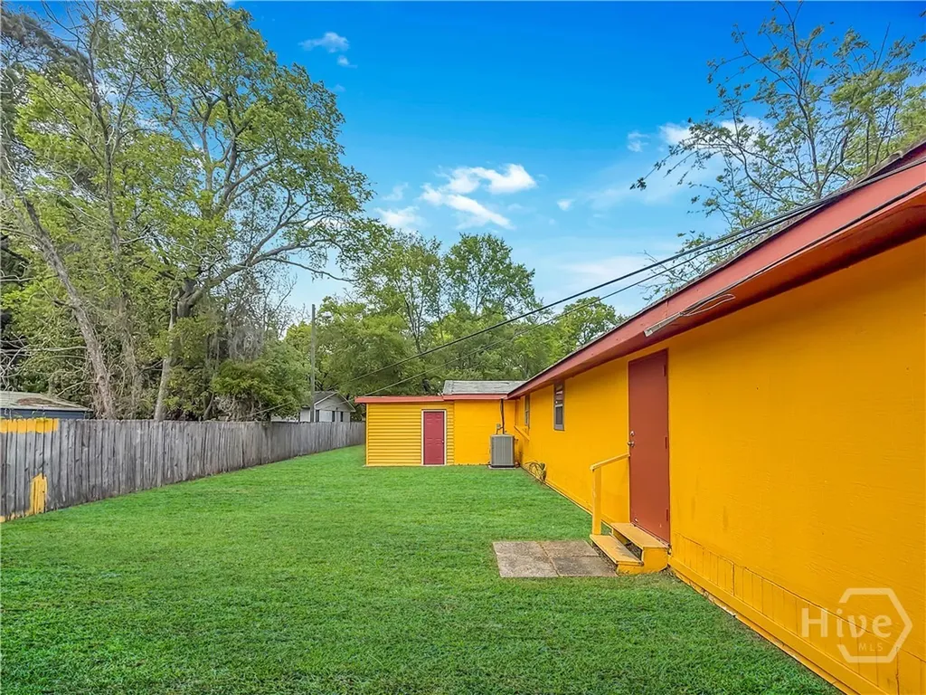 114 W 61st Street Savannah GA 31401