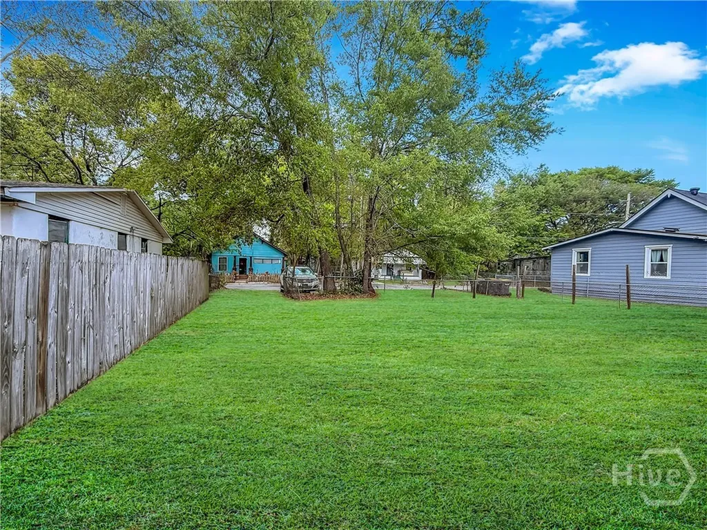 114 W 61st Street Savannah GA 31401