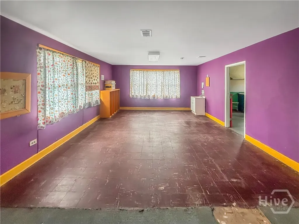 114 W 61st Street Savannah GA 31401