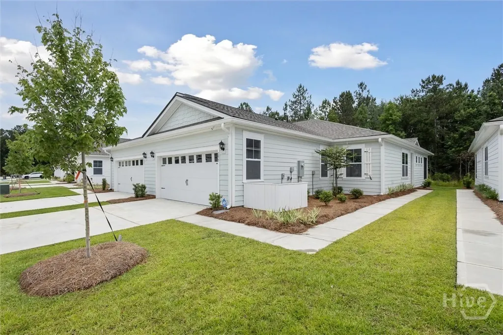 195 Holloway Hill Pooler GA 31322