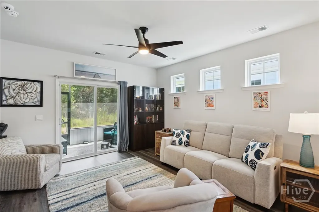 195 Holloway Hill Pooler GA 31322