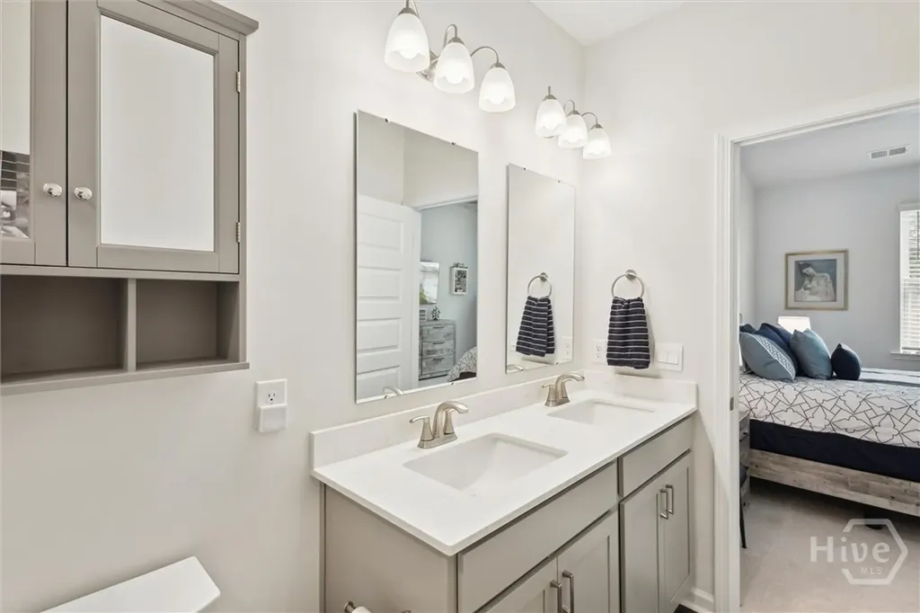 195 Holloway Hill Pooler GA 31322