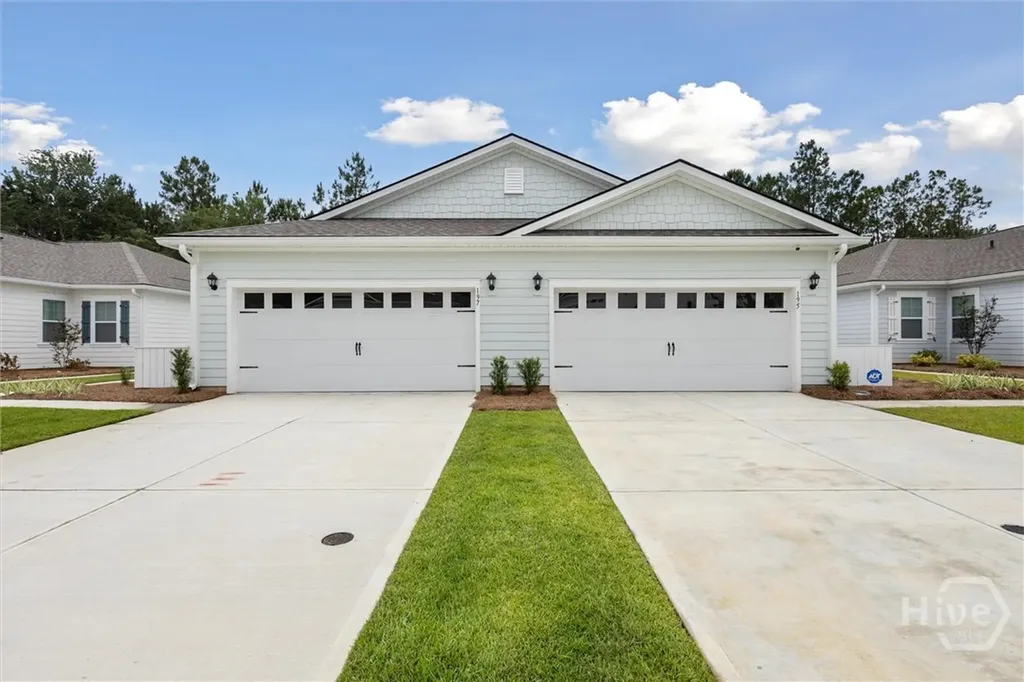 195 Holloway Hill Pooler GA 31322