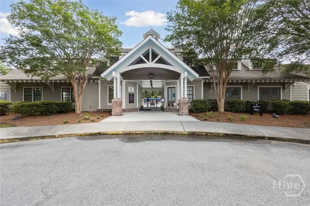 195 Holloway Hill Pooler GA 31322