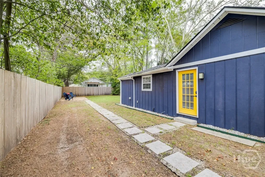 1220 E 69th Street Savannah GA 31404