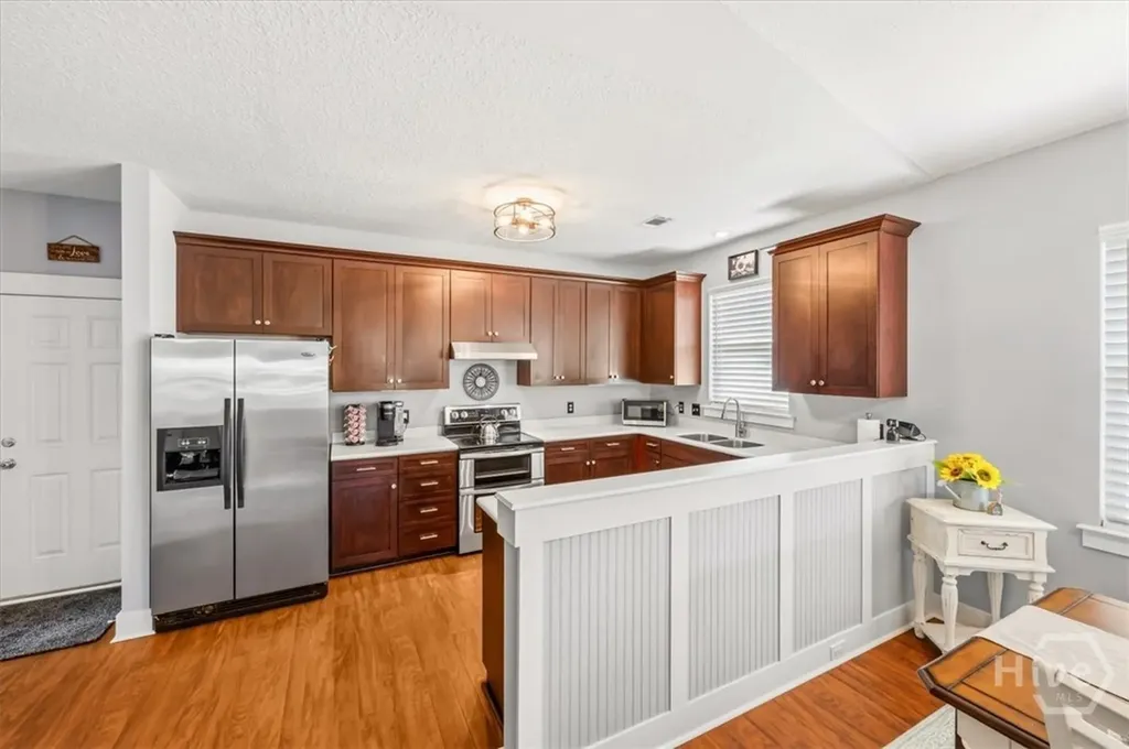 167 E Perry Drive Richmond Hill GA 31324