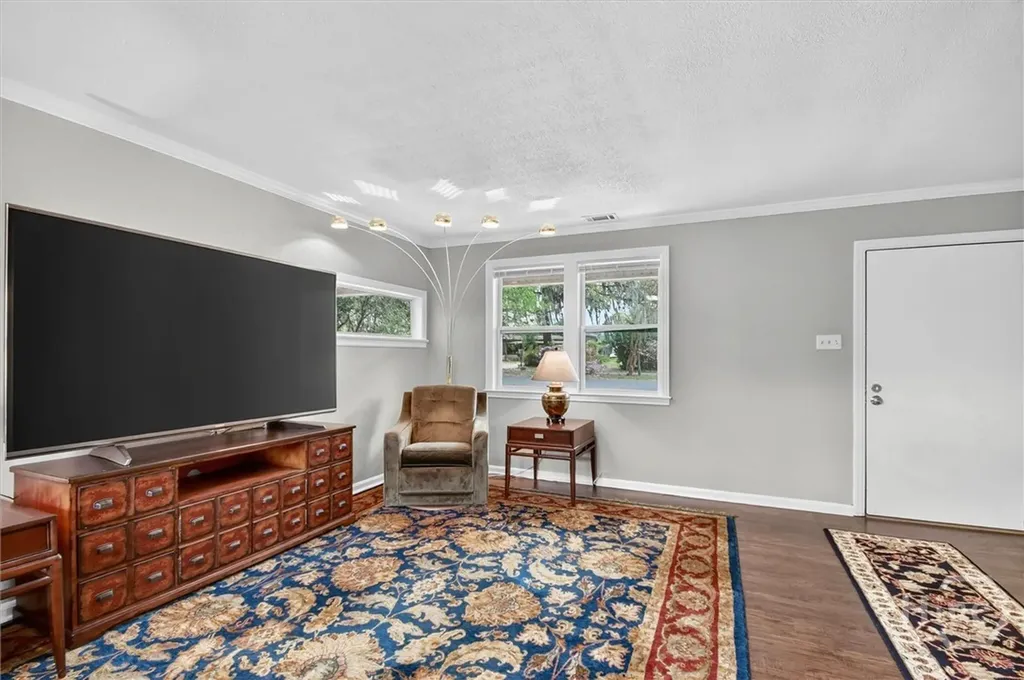 710 Highland Drive Savannah GA 31406