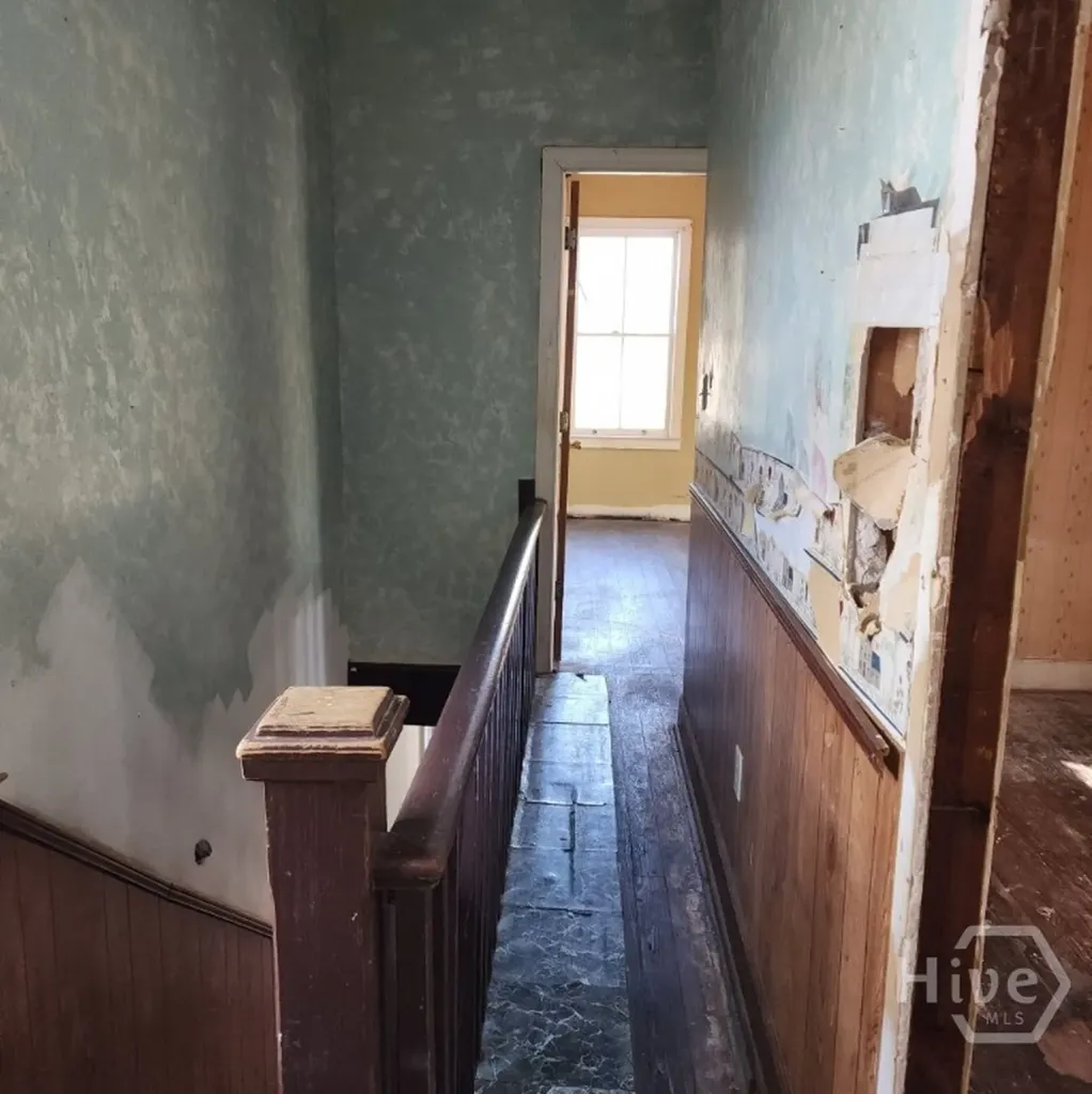 1707 Le Grand Street Savannah GA 31401